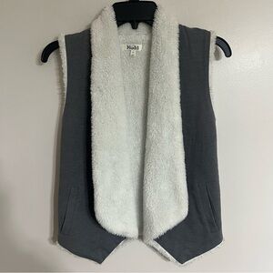 Mudd Women's Juniors Sleeveless Vest Size 10 Gray with White Fleece Lining